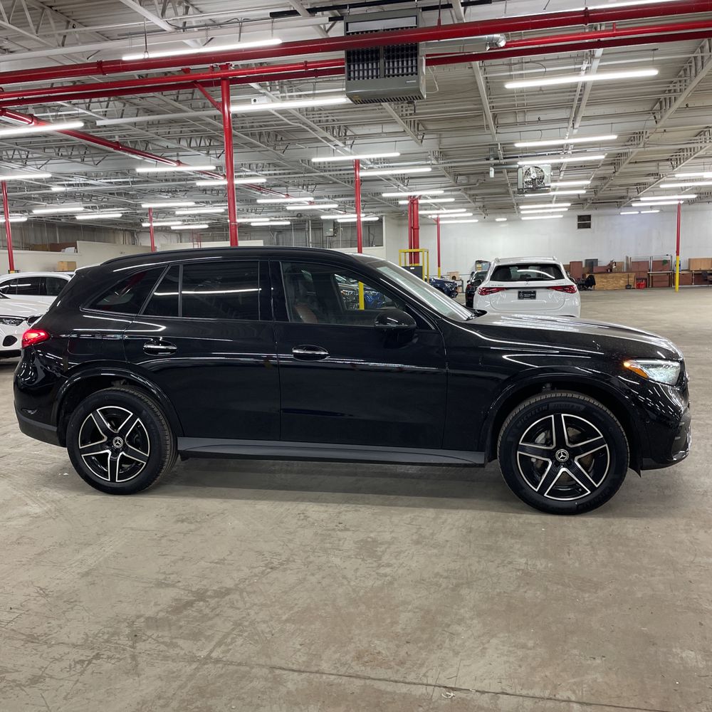 2026 Mercedes-Benz GLC 300