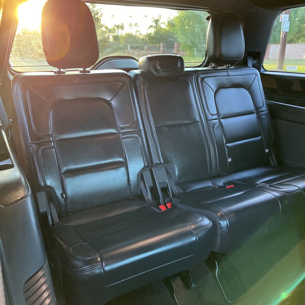 2023 Lincoln Navigator Standard