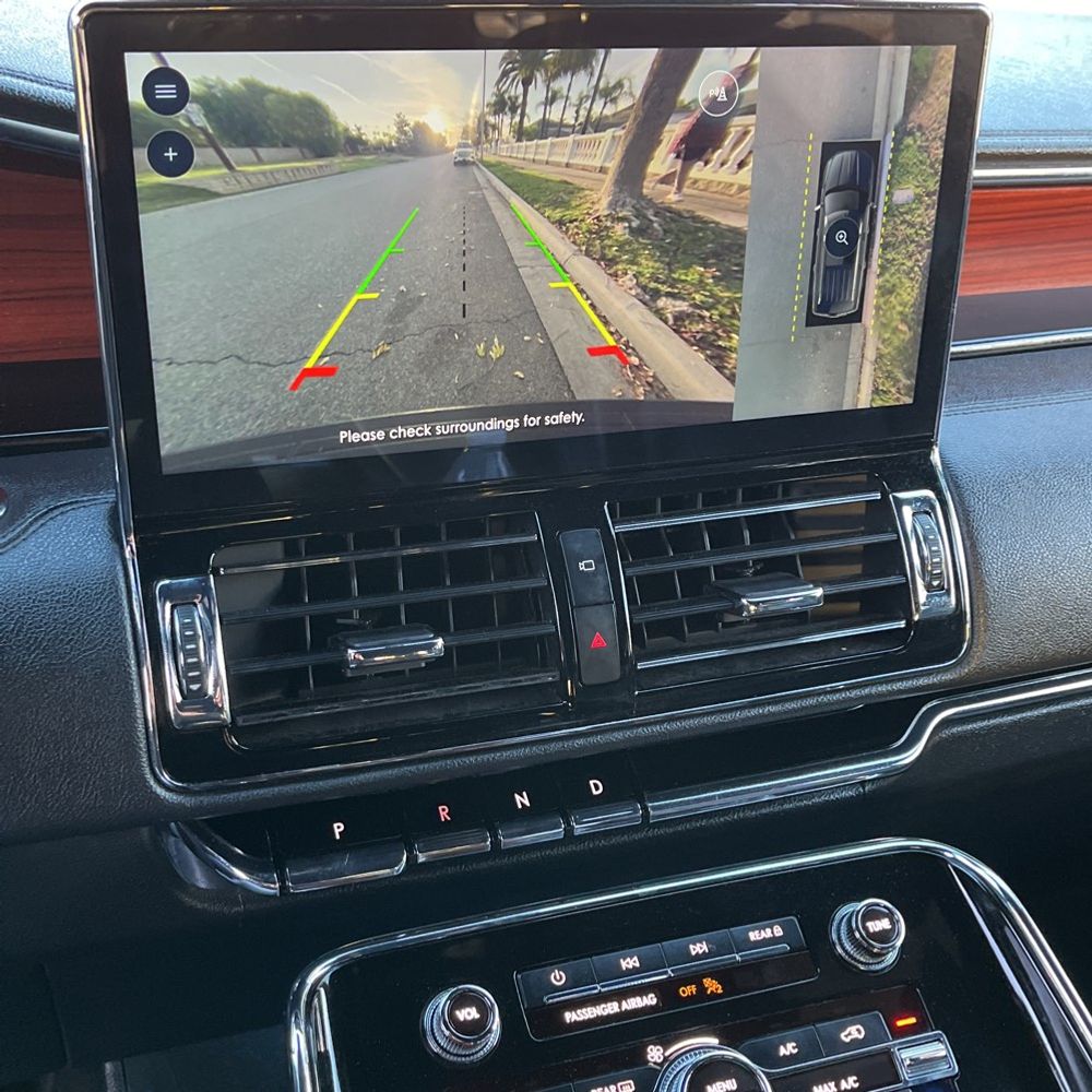 2023 Lincoln Navigator Standard