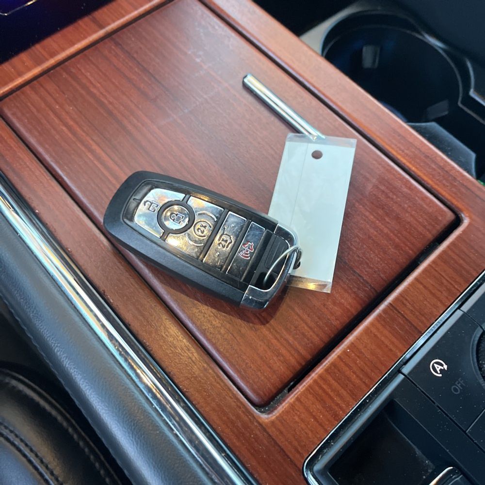 2023 Lincoln Navigator Standard