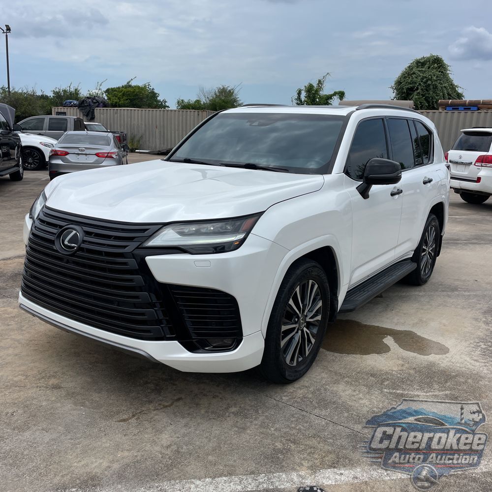 2022 Lexus LX 600 Premium