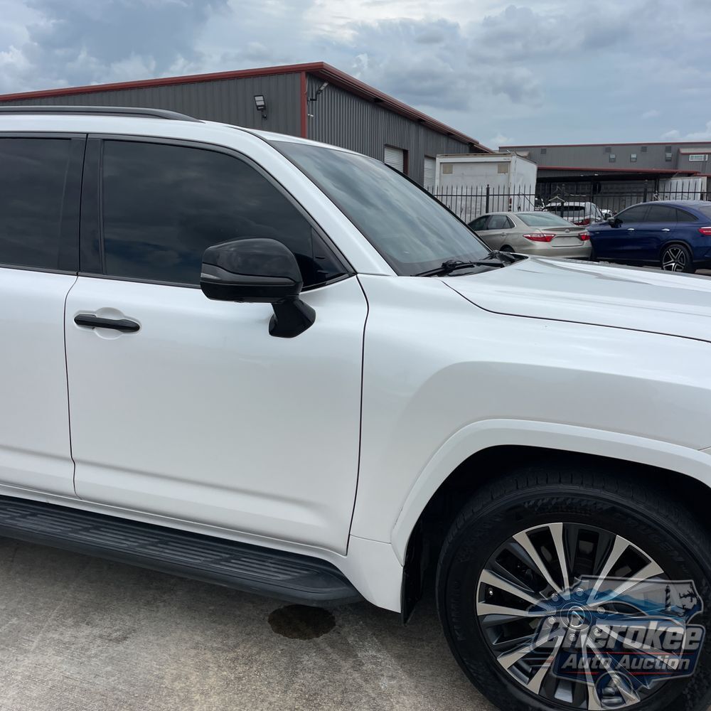 2022 Lexus LX 600 Premium