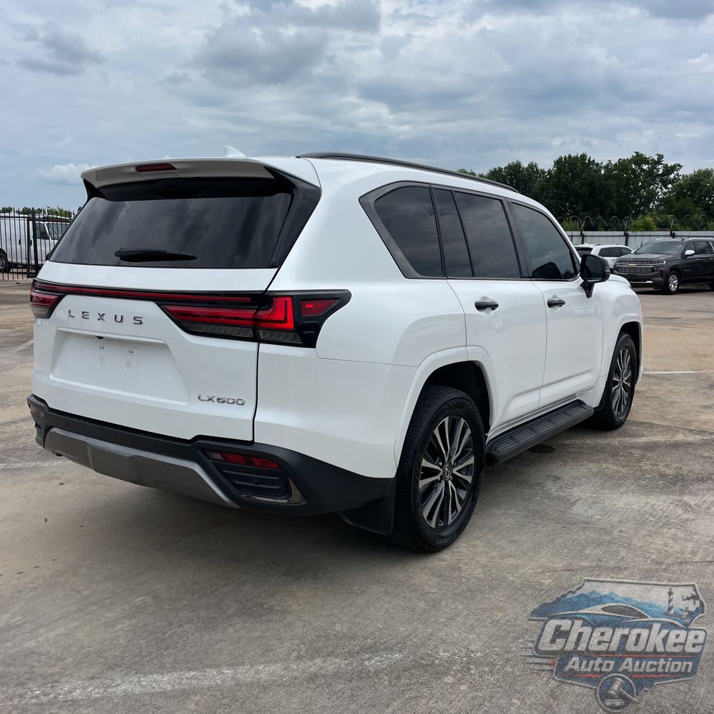2022 Lexus LX 600 Premium