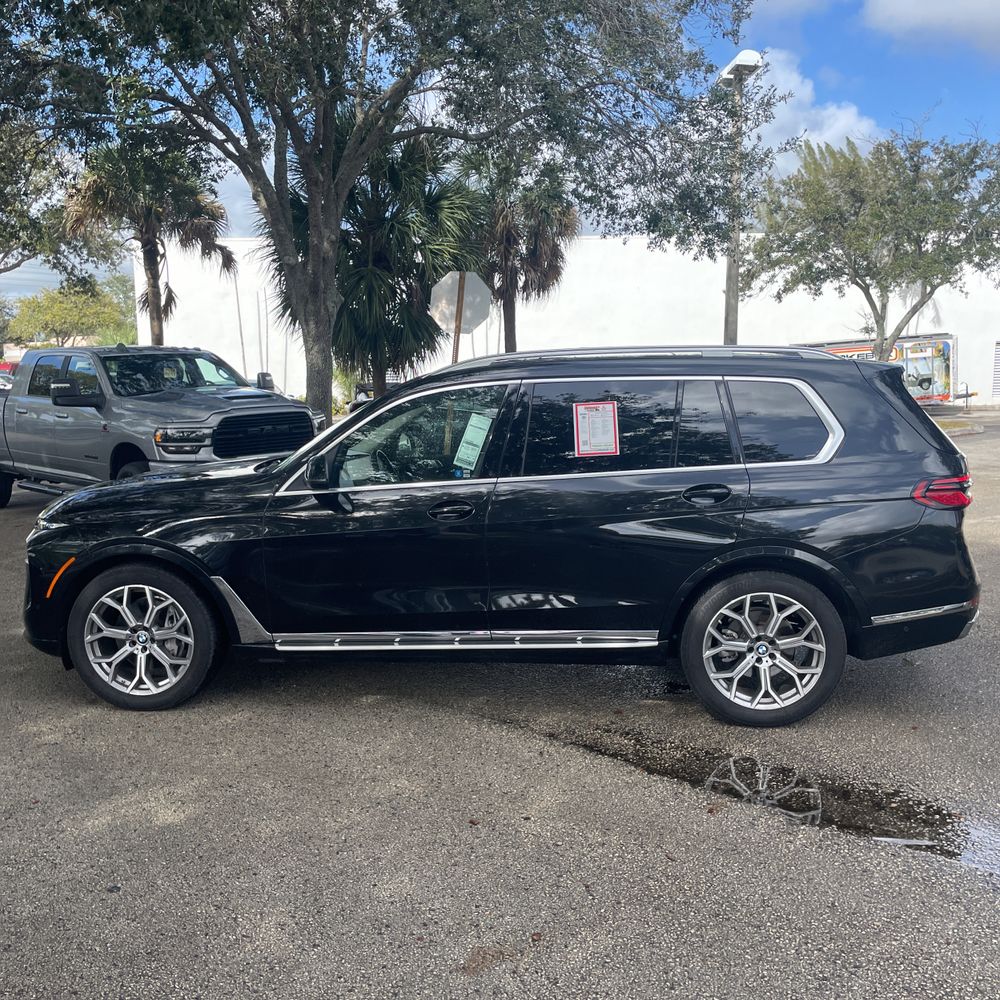 2024 BMW X7 XDrive40i