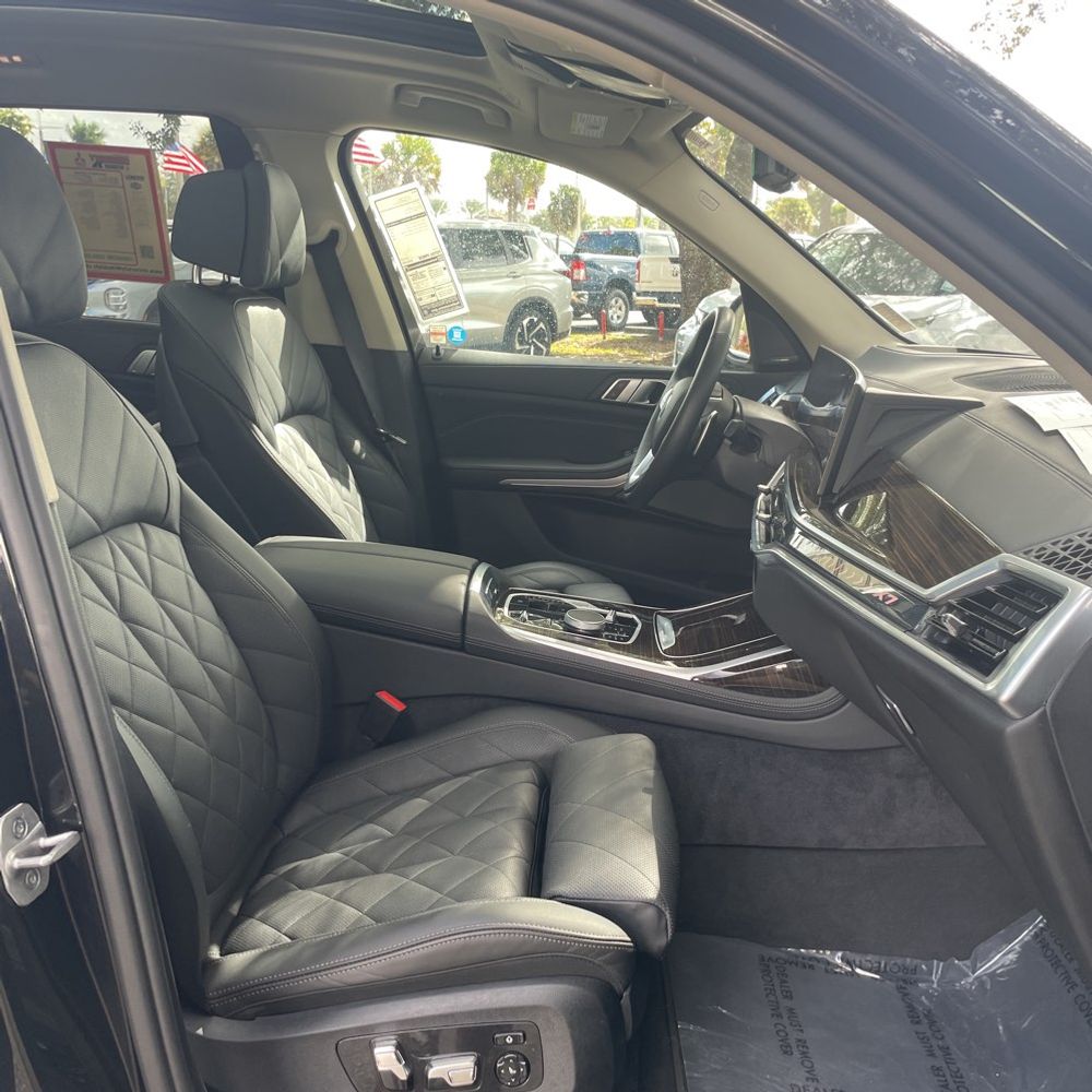 2024 BMW X7 XDrive40i