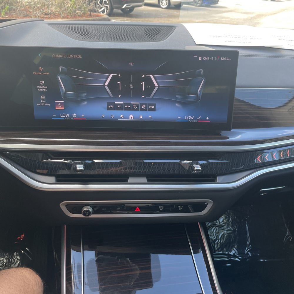 2024 BMW X7 XDrive40i