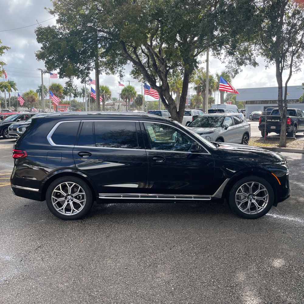 2024 BMW X7 XDrive40i