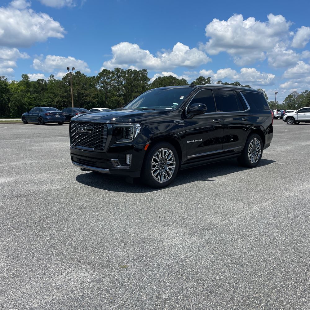 2023 GMC Yukon Denali Ultimate