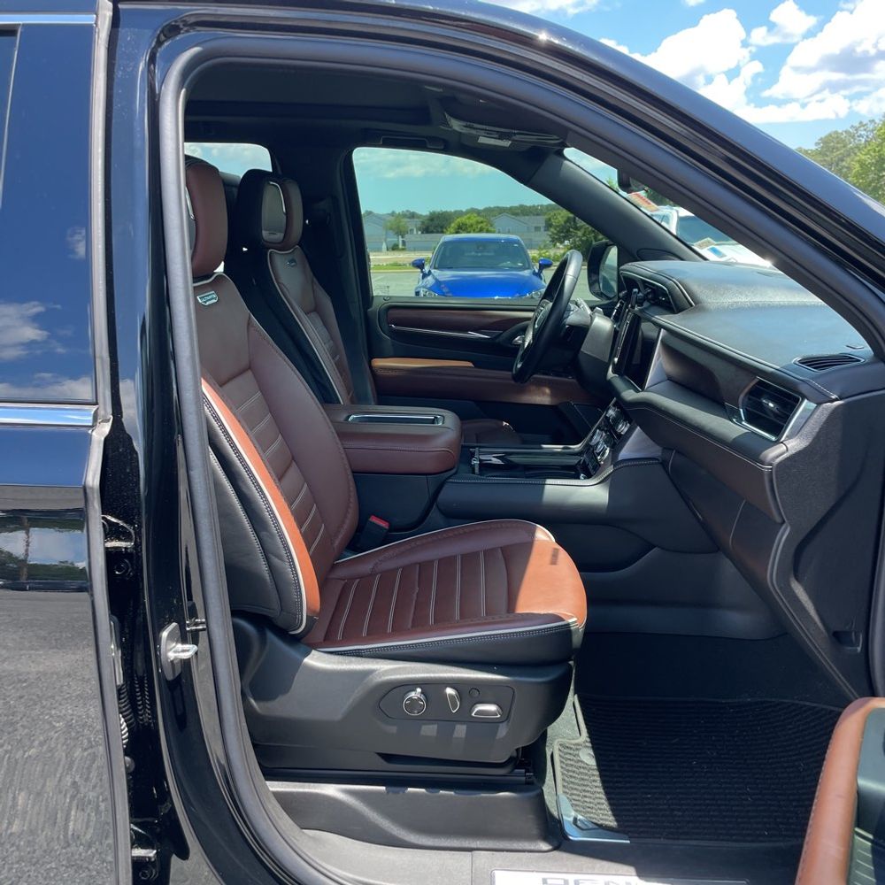 2023 GMC Yukon Denali Ultimate
