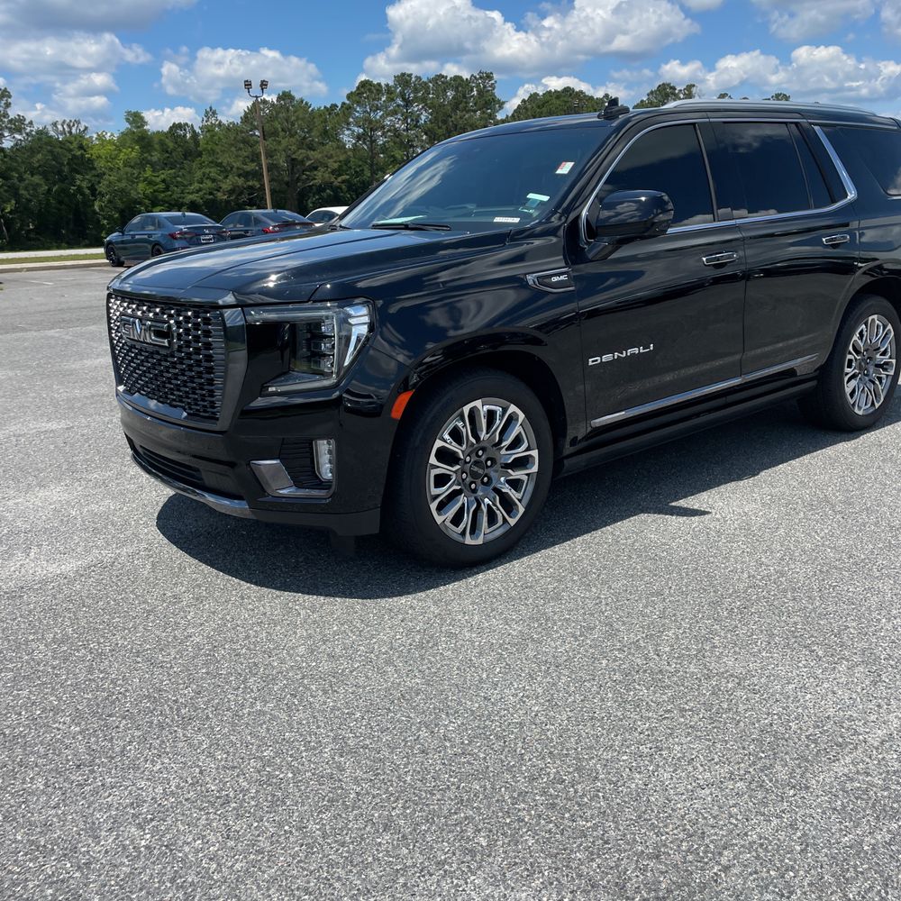 2023 GMC Yukon Denali Ultimate