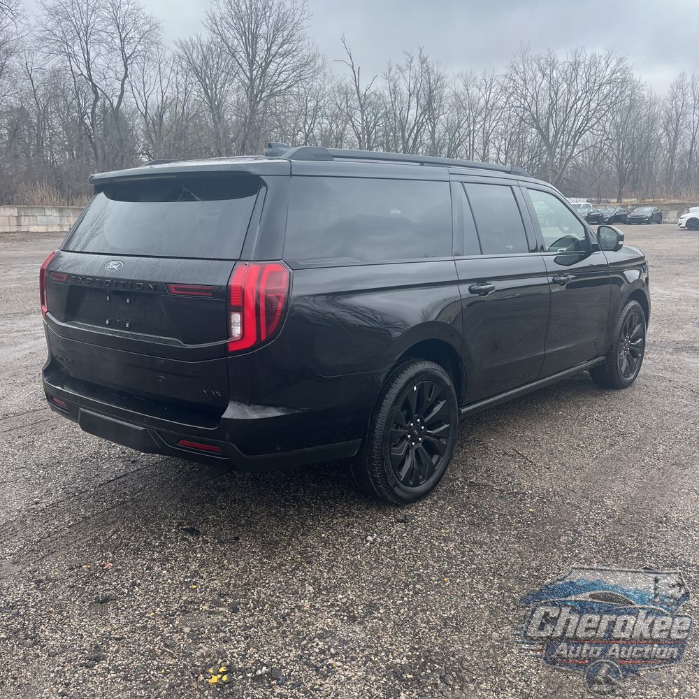 2025 Ford Expedition Max Platinum