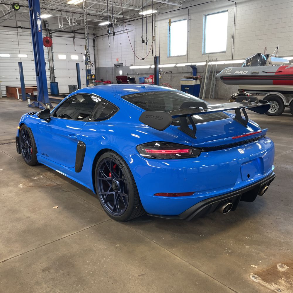 2024 Porsche 718 Cayman GT4 RS