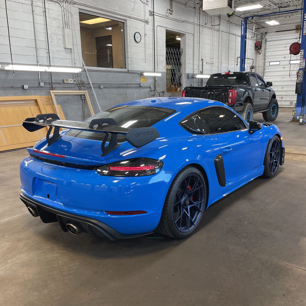 2024 Porsche 718 Cayman GT4 RS