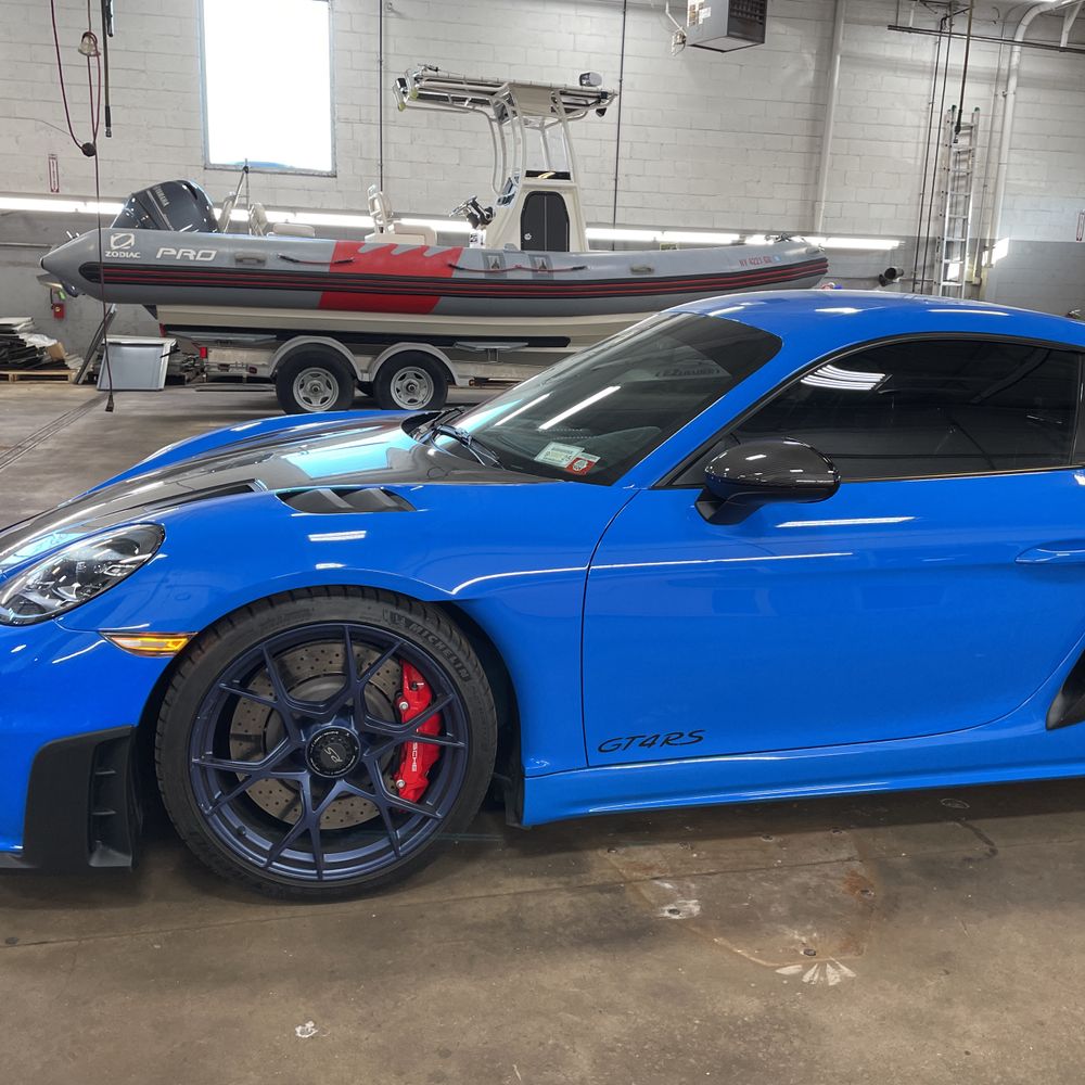2024 Porsche 718 Cayman GT4 RS