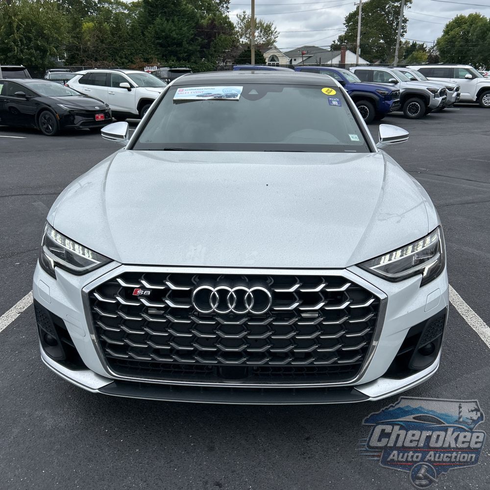 2023 Audi S8