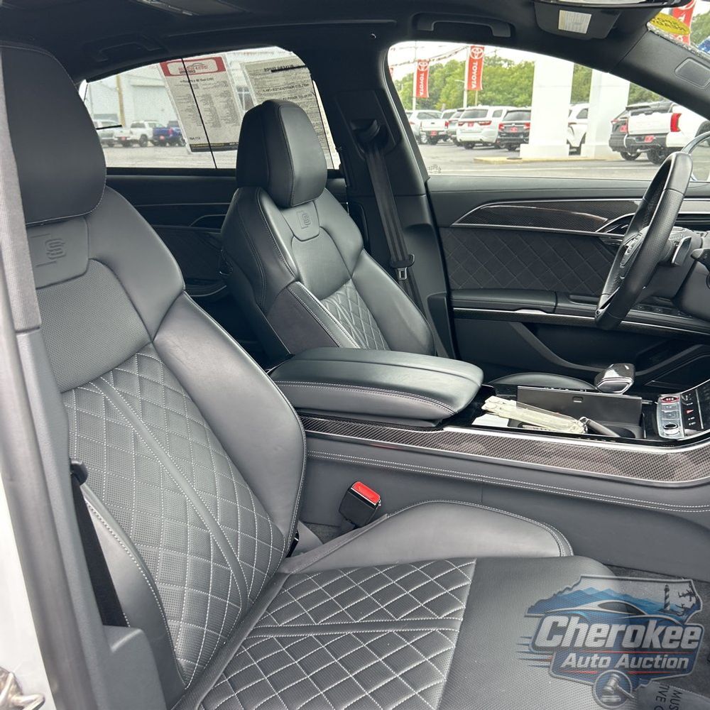 2023 Audi S8