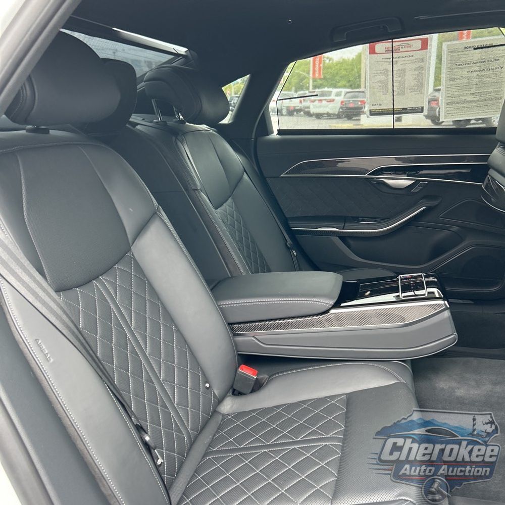 2023 Audi S8