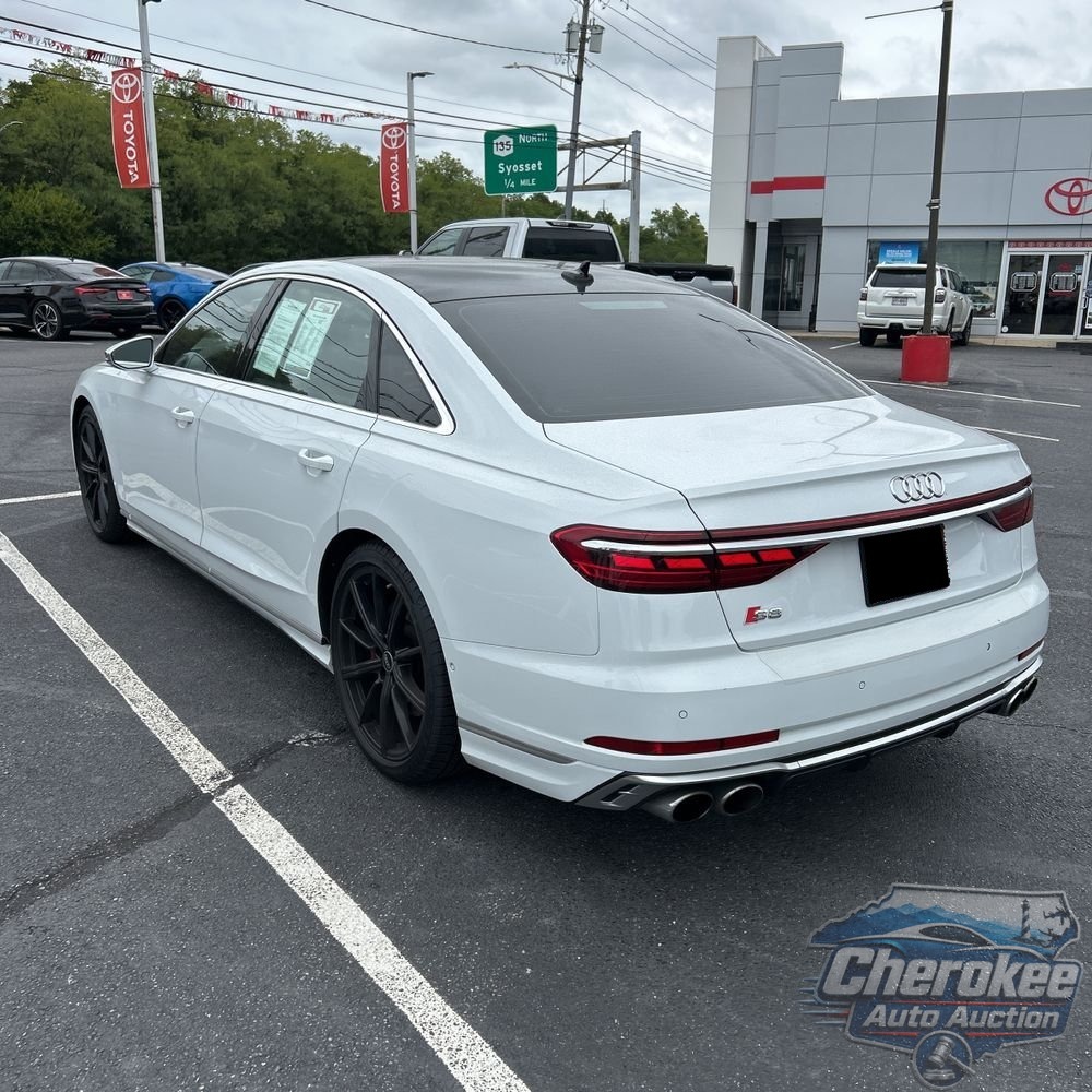 2023 Audi S8