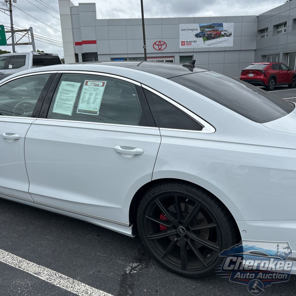 2023 Audi S8