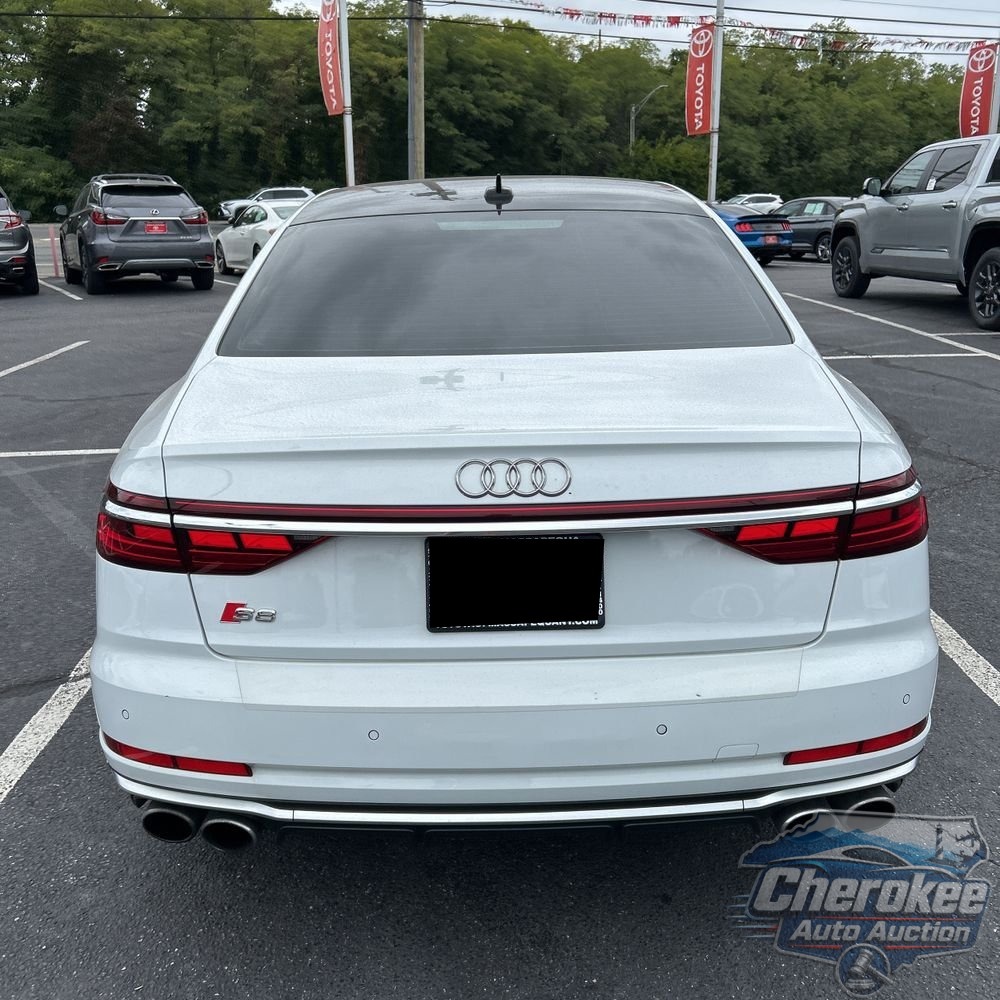 2023 Audi S8
