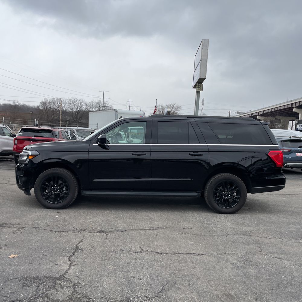 2024 Ford Expedition MAX XLT