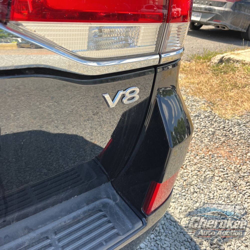 2017 Toyota Land Cruiser Base