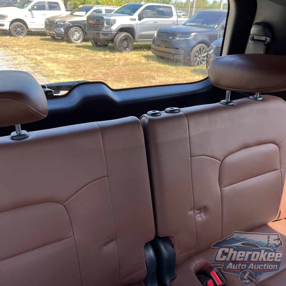 2017 Toyota Land Cruiser Base