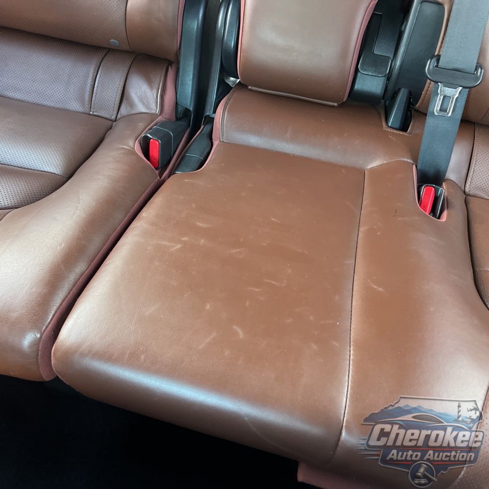 2017 Toyota Land Cruiser Base