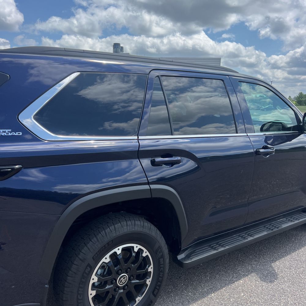 2024 Toyota Sequoia SR5