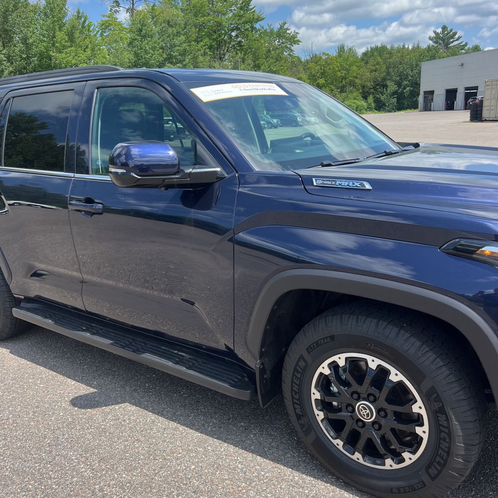 2024 Toyota Sequoia SR5