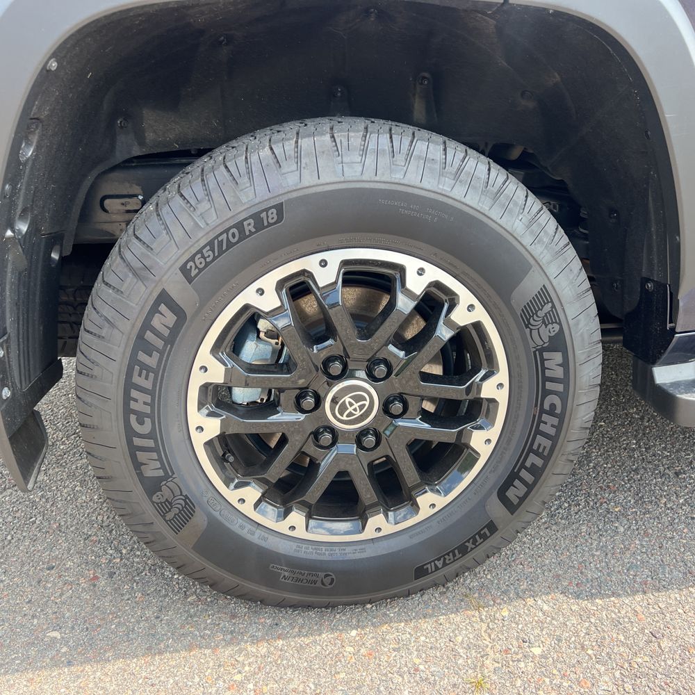 2024 Toyota Sequoia SR5