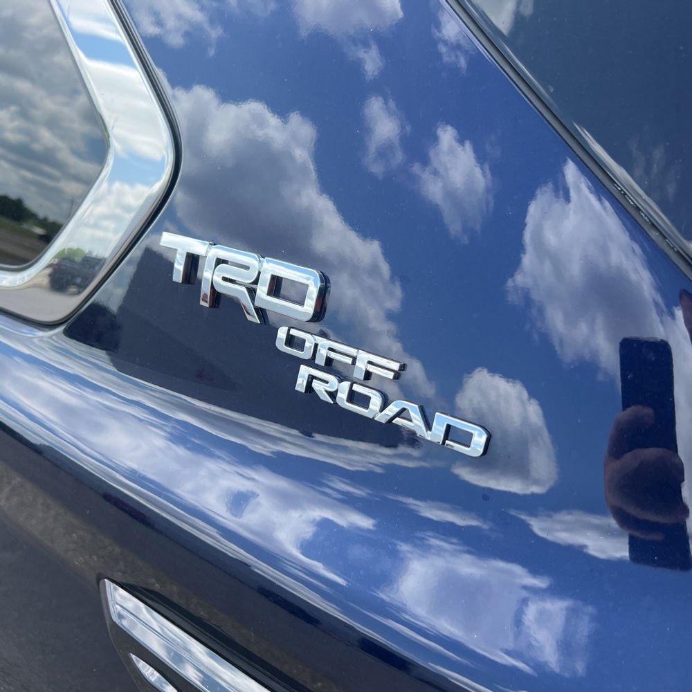 2024 Toyota Sequoia SR5