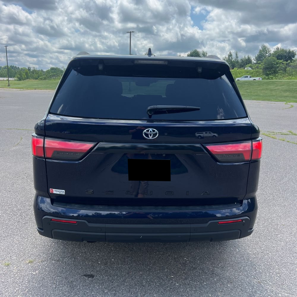 2024 Toyota Sequoia SR5