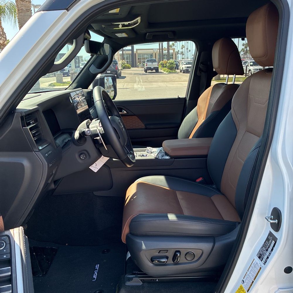 2025 Lexus GX 550 Luxury+
