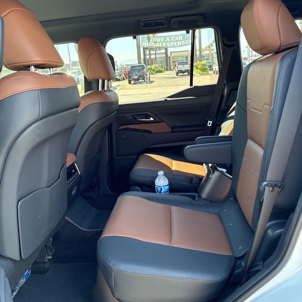 2025 Lexus GX 550 Luxury+