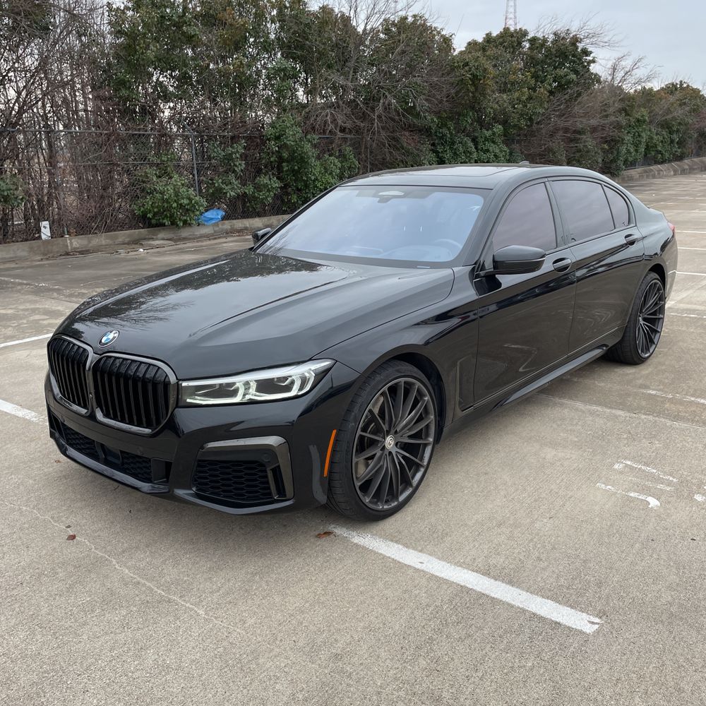 2022 BMW 7-Series M760xi