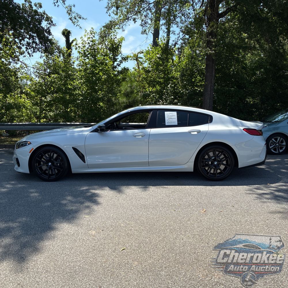 2024 BMW 8-Series M850xi