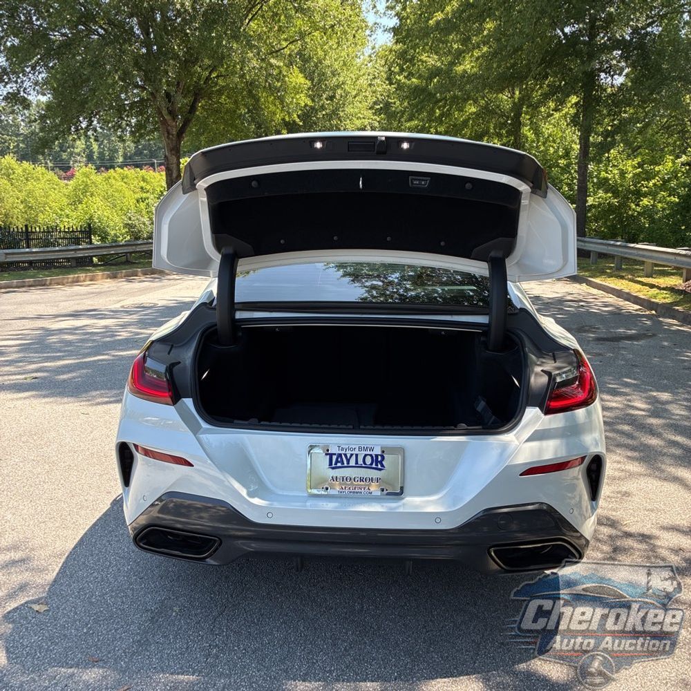 2024 BMW 8-Series M850xi