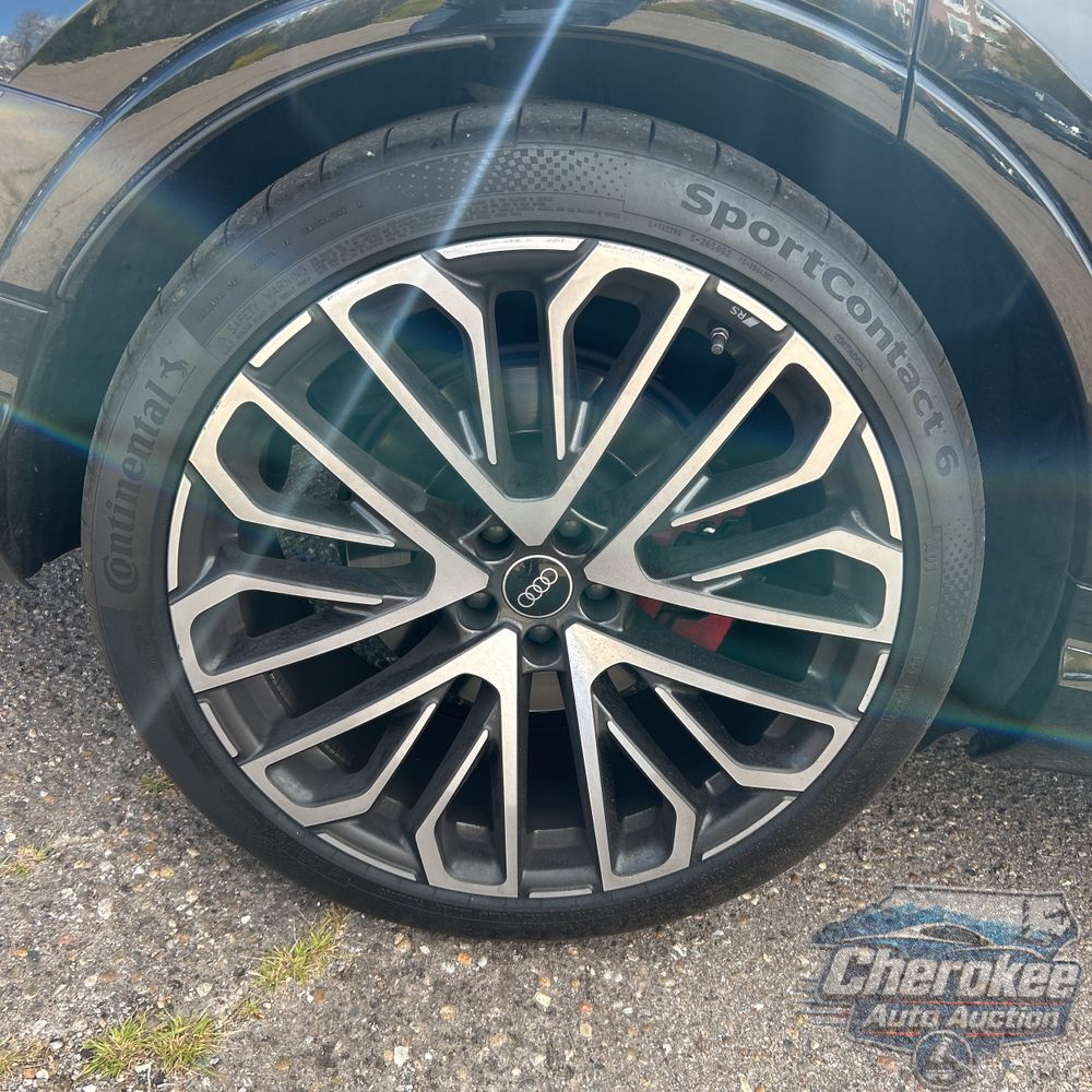 2025 Audi SQ7 Prestige