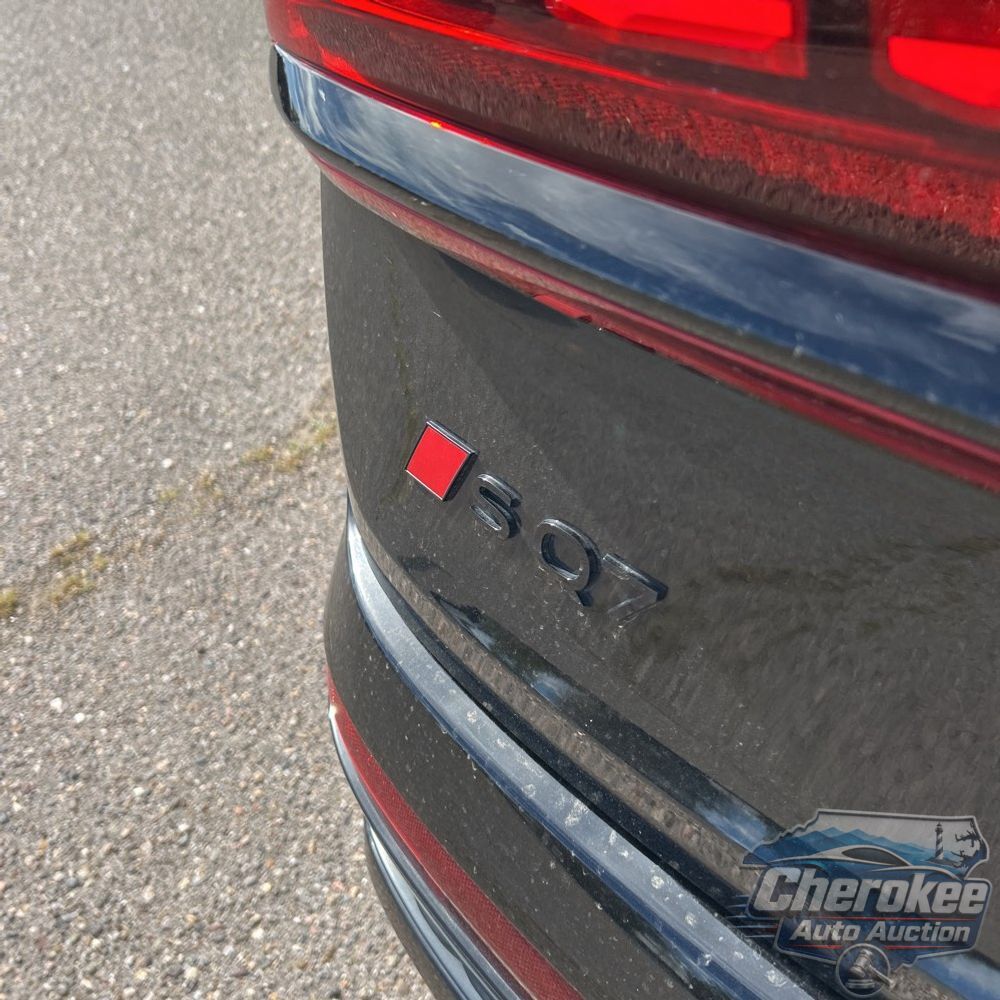 2025 Audi SQ7 Prestige