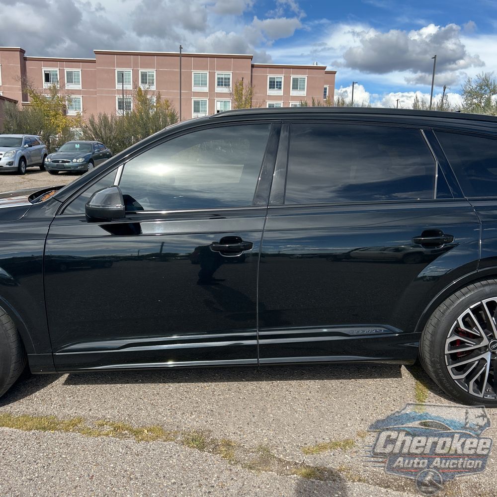 2025 Audi SQ7 Prestige