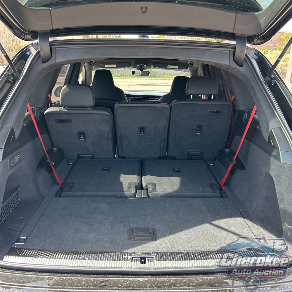 2025 Audi SQ7 Prestige