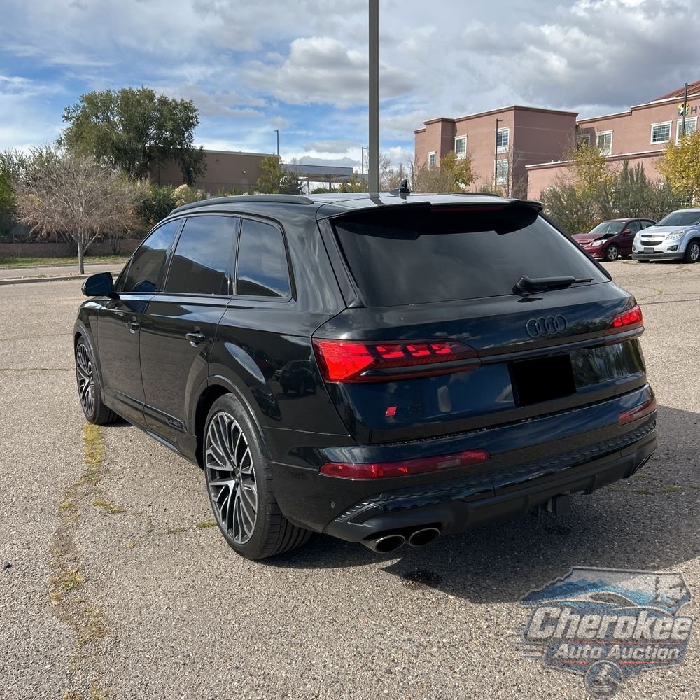 2025 Audi SQ7 Prestige