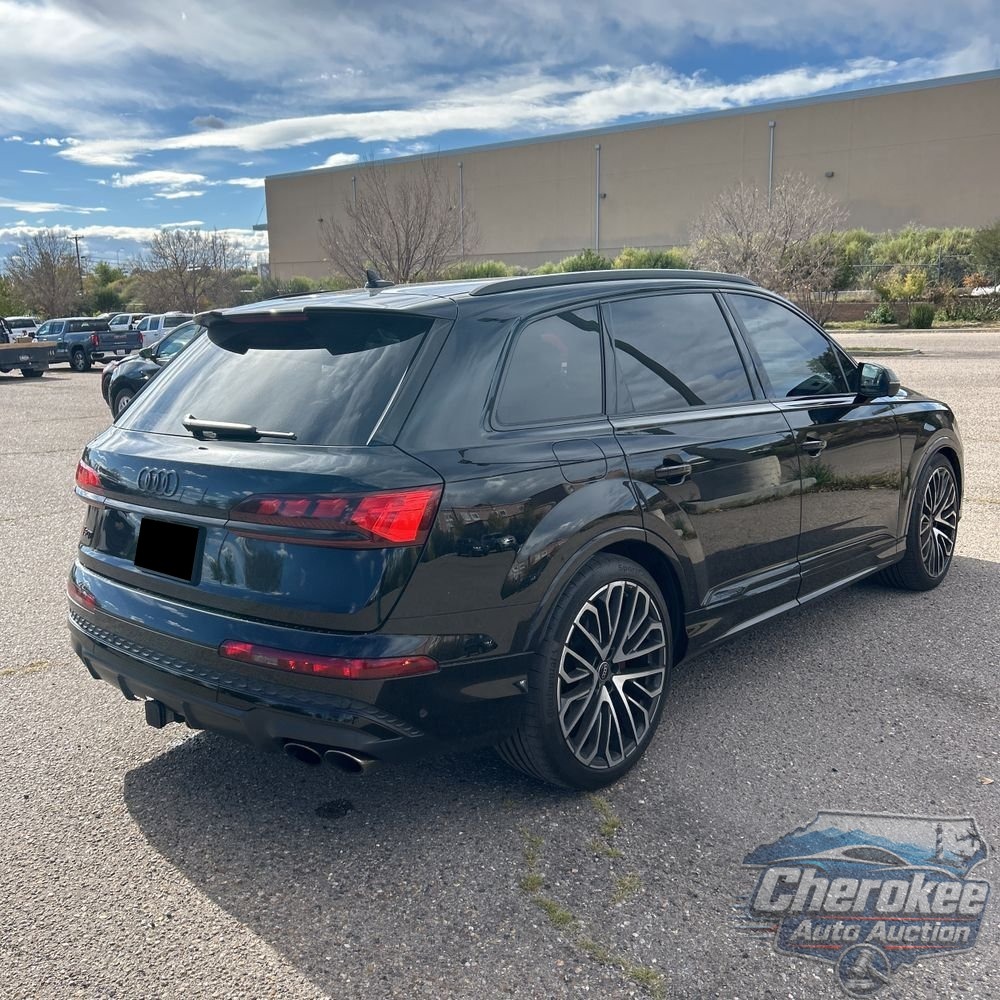2025 Audi SQ7 Prestige