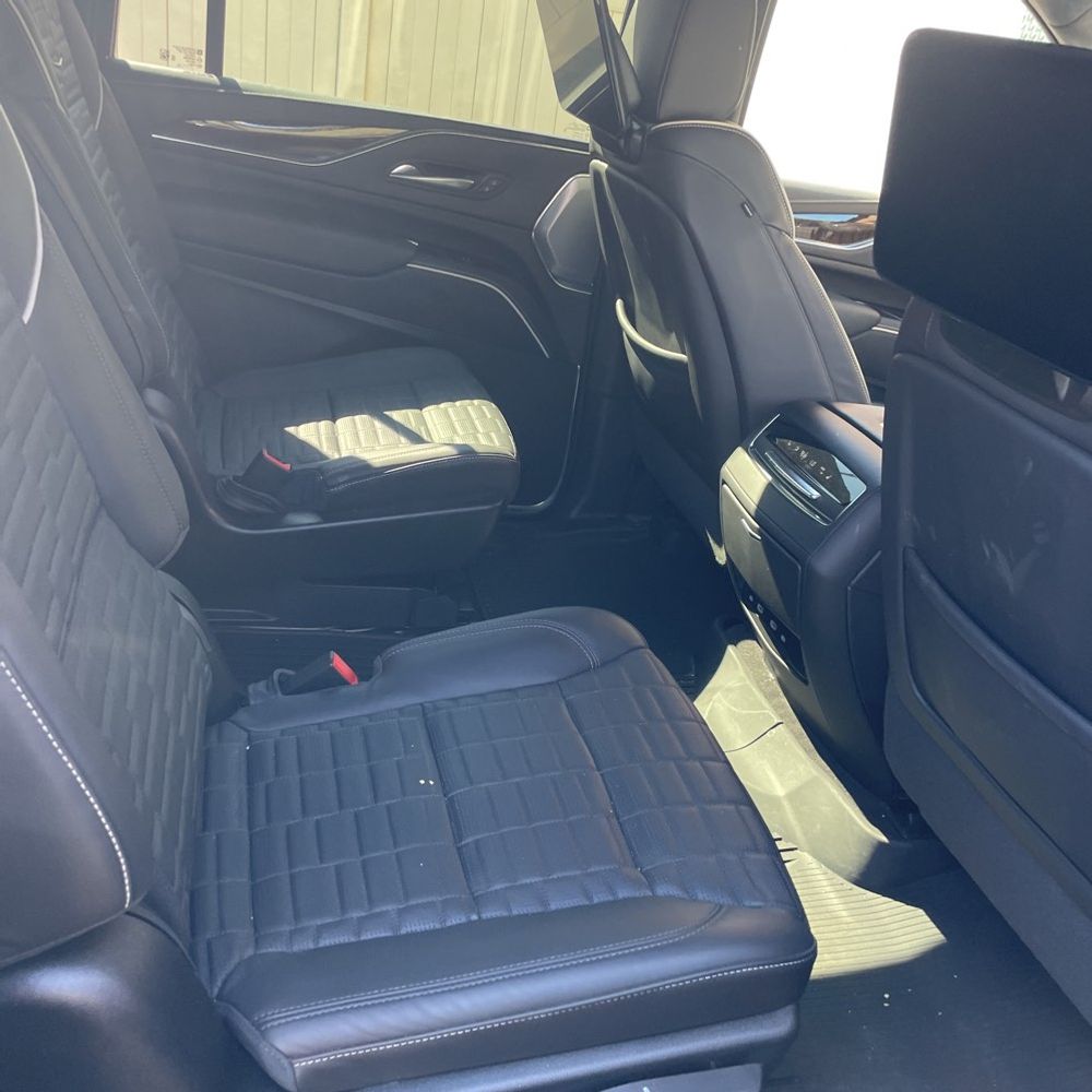 2024 Cadillac Escalade ESV Sport Platinum