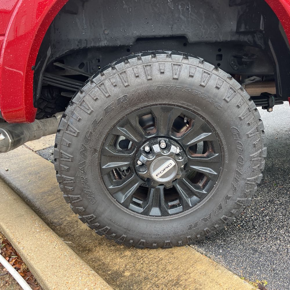 2022 Ford F-350 Super Duty Lariat