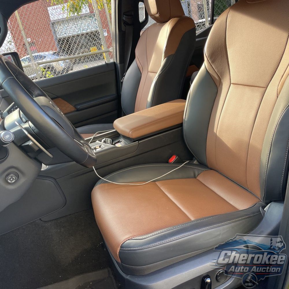 2024 Lexus GX-Series GX550 Luxury+ 5D SUV 4WD
