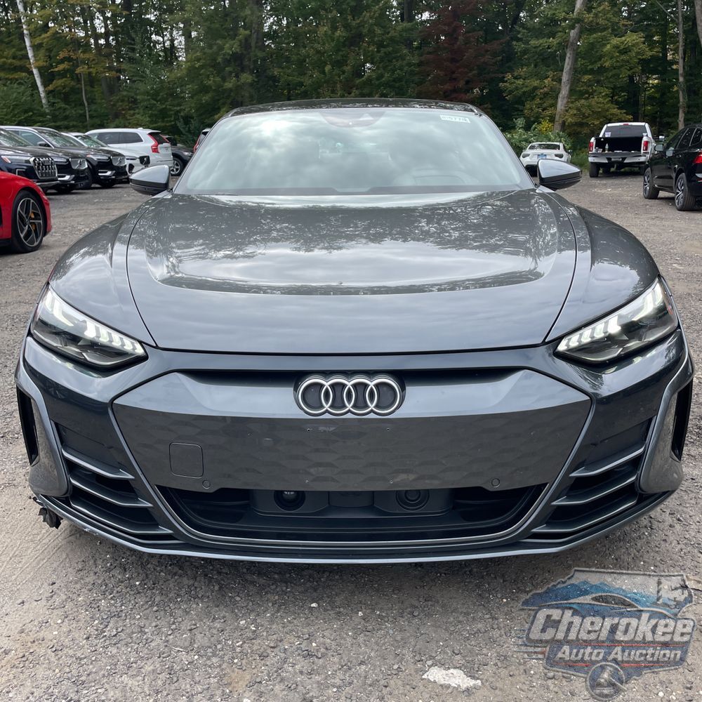 2023 Audi e-tron GT Premium Plus