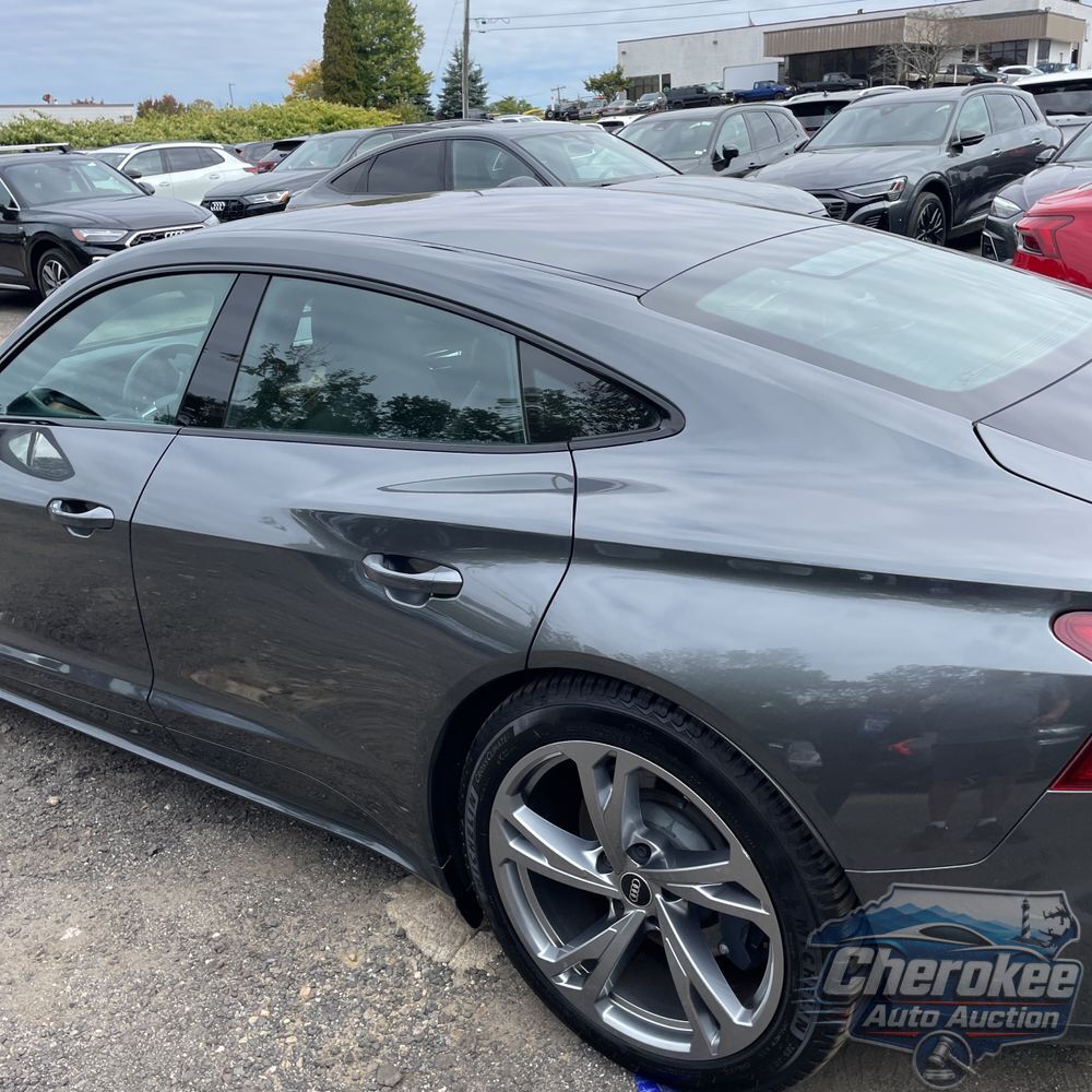 2023 Audi e-tron GT Premium Plus