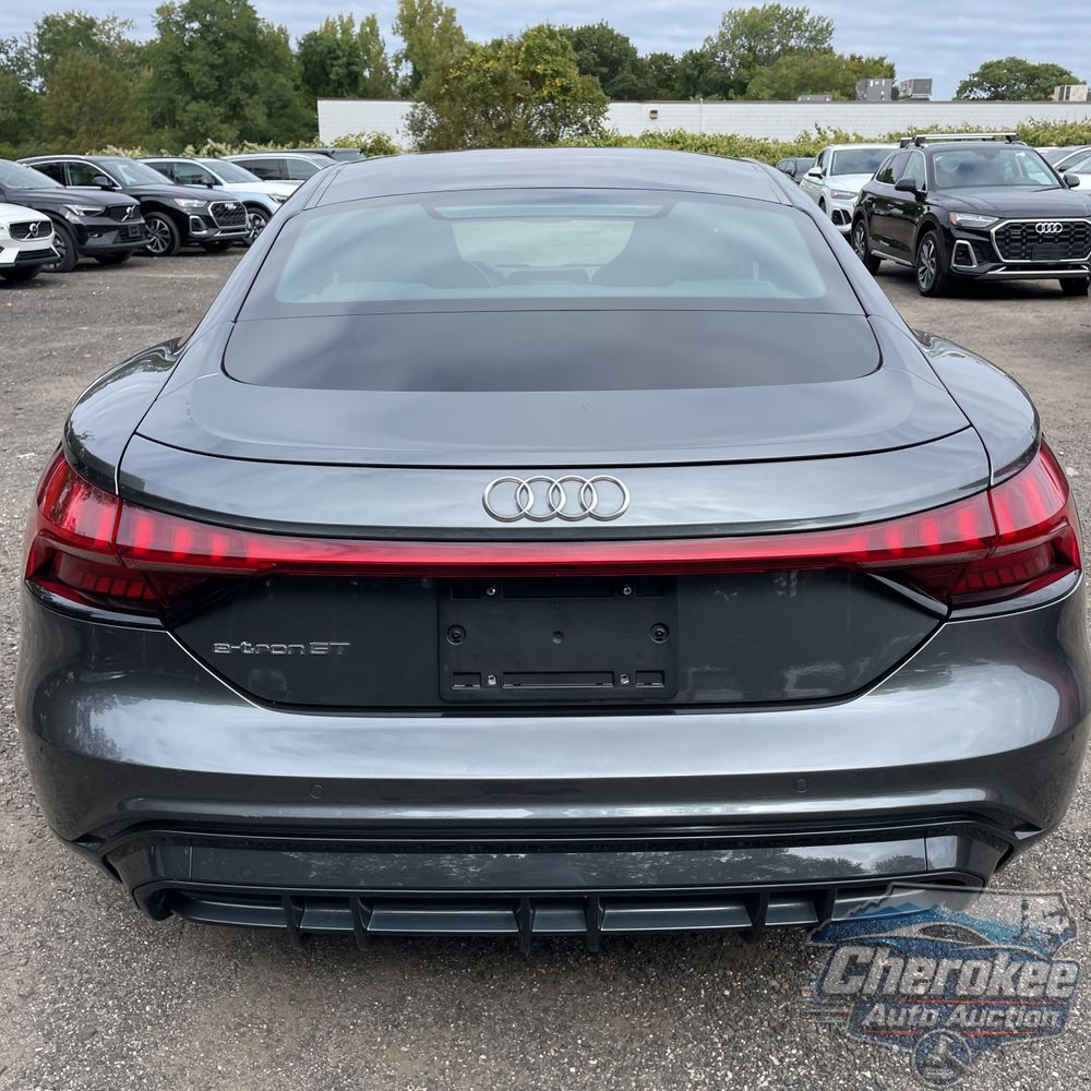 2023 Audi e-tron GT Premium Plus